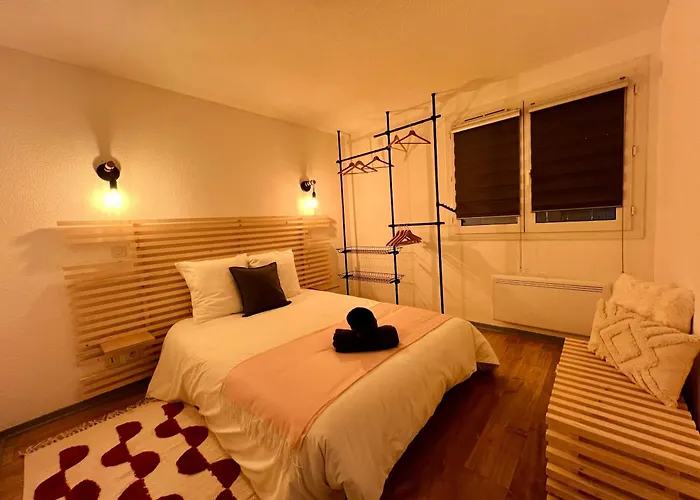 Ile Verte, Calme, Terrasse Et Parking Prive * גרנובל