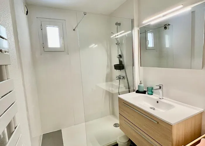 Ile Verte, Calme, Terrasse Et Parking Prive * 그르노블